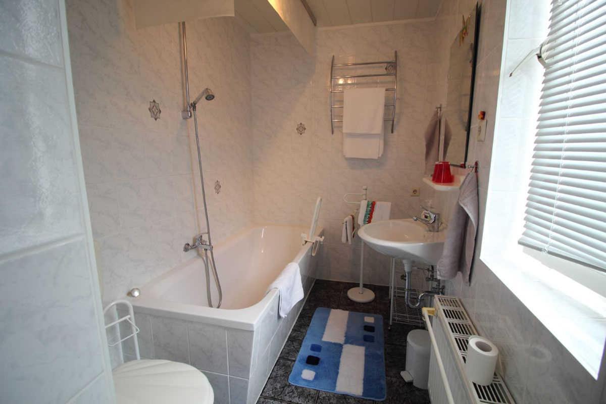 Ferienwohnung Thurk ซาสนิทซ์ ภายนอก รูปภาพ